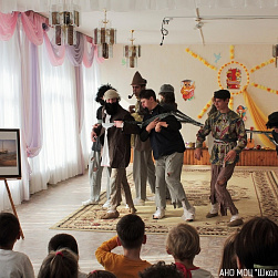 В Самарской области показали инклюзивный спектакль «Бурлаки на Волге»