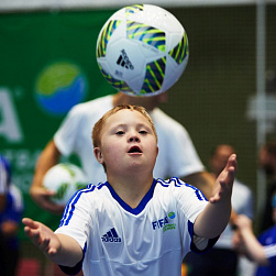«Синдром любви» проведет курс повышения квалификации по организации занятий мини-футболом с детьми с синдромом Дауна