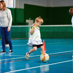 В Красноярске открылась группа по мини-футболу для детей с синдромом Дауна