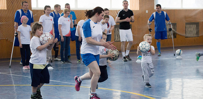 В Нижнем Новгороде прошла открытая тренировка по футболу для детей с синдромом Дауна
