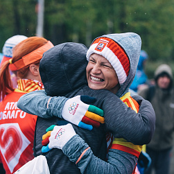 Атлеты во благо фонда "Синдром любви" приняли участие в Московском марафоне